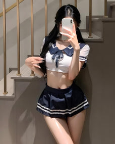 files/asian-schoolgirl-cosplay_2.jpg
