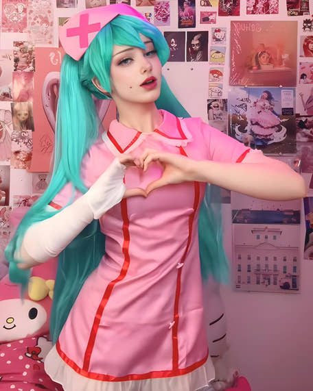 files/hatsune-miku-nurse-cosplay-costume_1.jpg