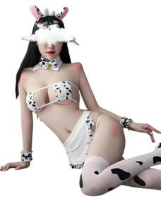 Sexy cow outfit bikini set with cow ears - hucow lingerie costume front view Sexy cow outfit bikini set with cow ears - hucow lingerie costume front view